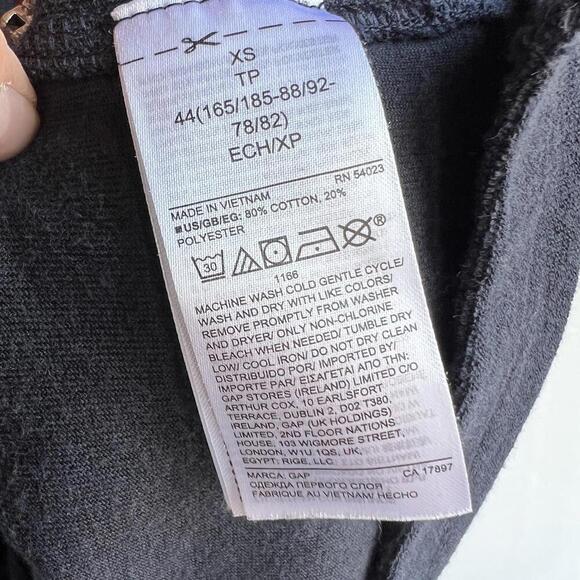 GAP Women's XS Blue Short Sleeve Button Down Shirt Top Terry Cloth Terrycloth - Picture 4 of 11